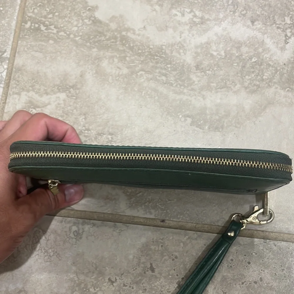 Fossil good preowned